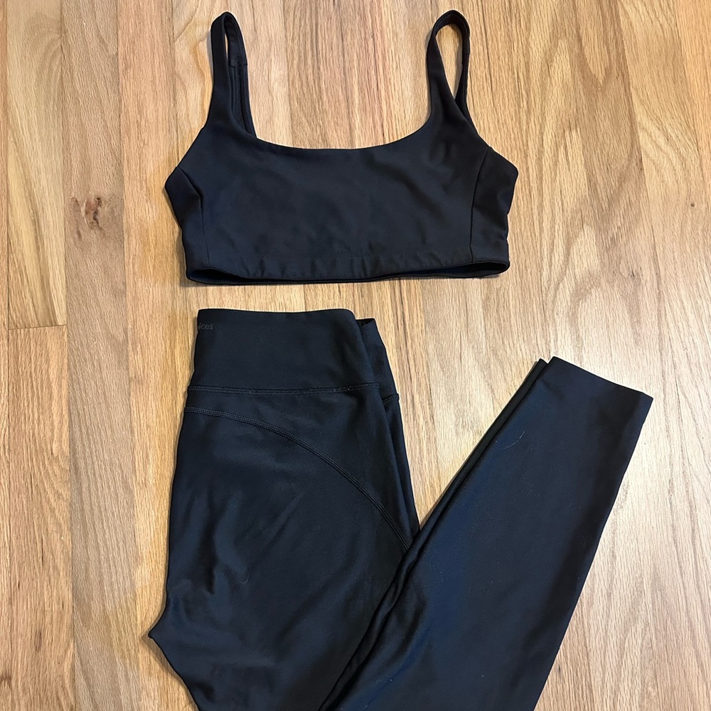 Outdoor voices black matching set size S